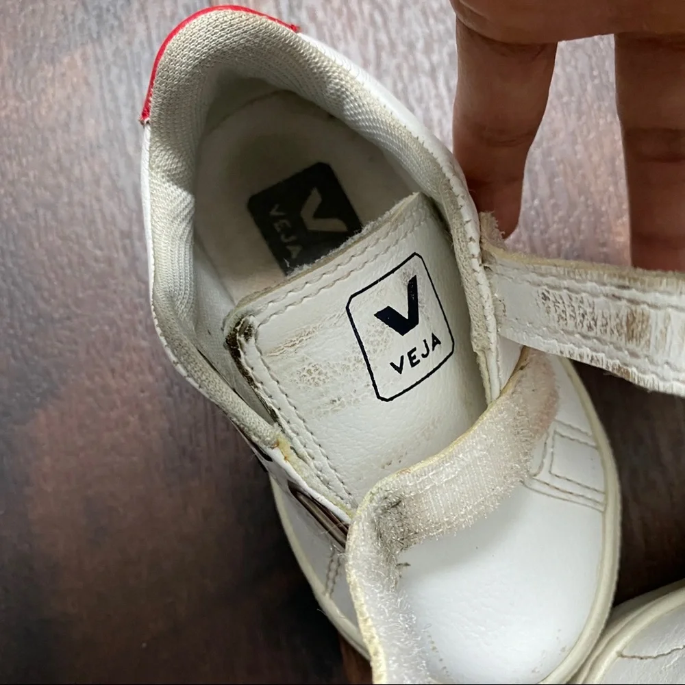 Veja Esplar Velcro Sneaker toddler size 6 T2 small - Picture 2 of 8